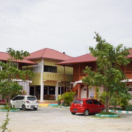 Granada Inn Palu Eksteriør bilde